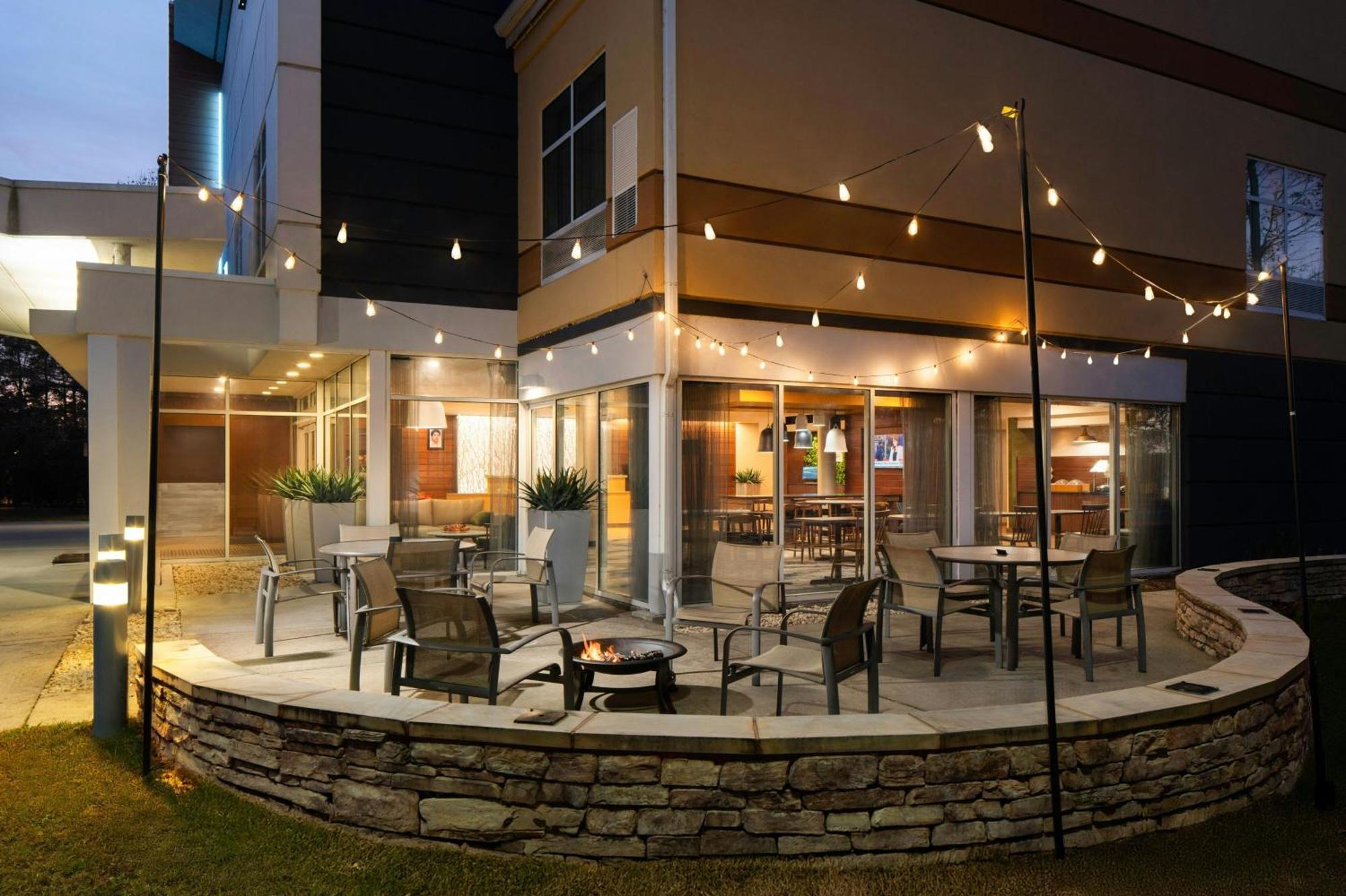 Fairfield Inn & Suites By Marriott Chesapeake Suffolk Exterior foto